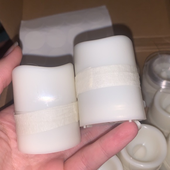 Flameless Floating Tea Lights - Picture 5 of 7